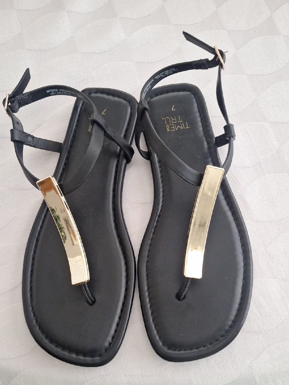 Time and Tru Black Sandals with Gold Bar Accent. Size 7.